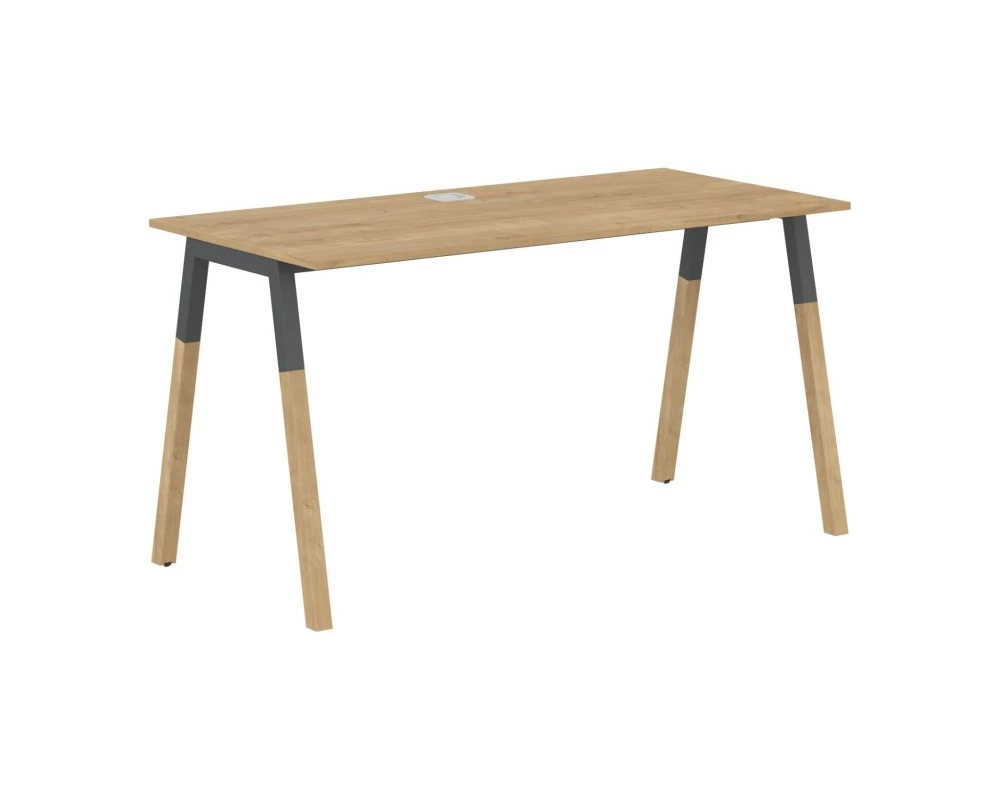 Стол письменный 1380х670х733 Форта / Forta